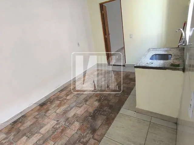 Casa 1 quarto e 1 banheiro, para alugar, no bairro Vila Palmares em Santo André