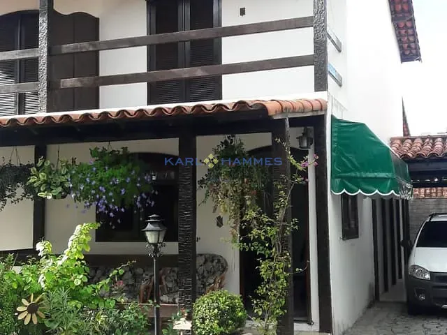 Casa 3 quartos e 3 banheiros, à venda, no bairro Braga em Cabo Frio
