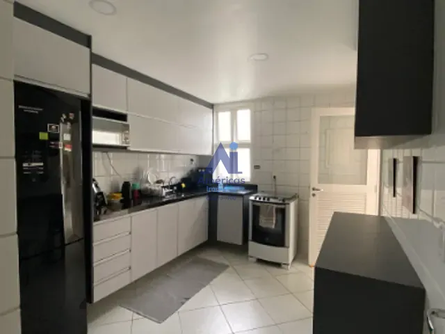 Casa 4 quartos e 4 banheiros, para alugar, no bairro Barra da Tijuca em Rio de Janeiro