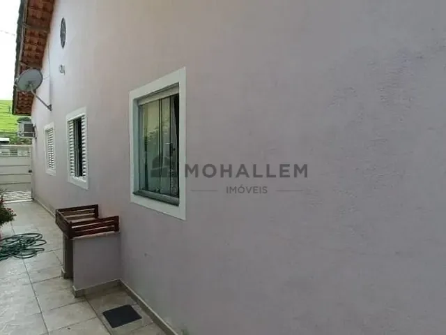 Casa com 218m² 4 quartos e 1 banheiro, à venda ou para alugar, no bairro Centro em Piranguinho