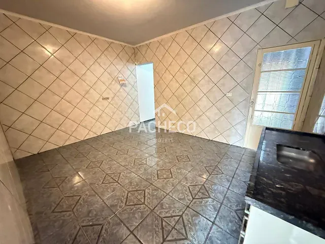 Casa 2 quartos e 1 banheiro, para alugar, no bairro Jardim dos Cedros em Santa Bárbara D'Oeste