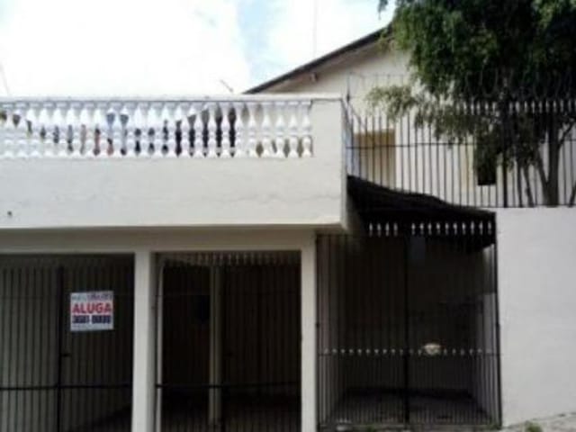 Casa com 117m² 4 quartos e 2 banheiros, à venda, no bairro Jardim Roberto em Osasco