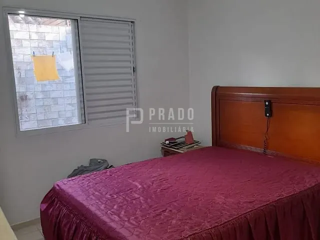 Casa com 57m² 2 quartos e 1 banheiro, à venda, no bairro Padre Reus em Pelotas