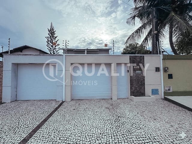 Casa 4 quartos e 4 banheiros, à venda, no bairro Sapiranga-Coité em Fortaleza