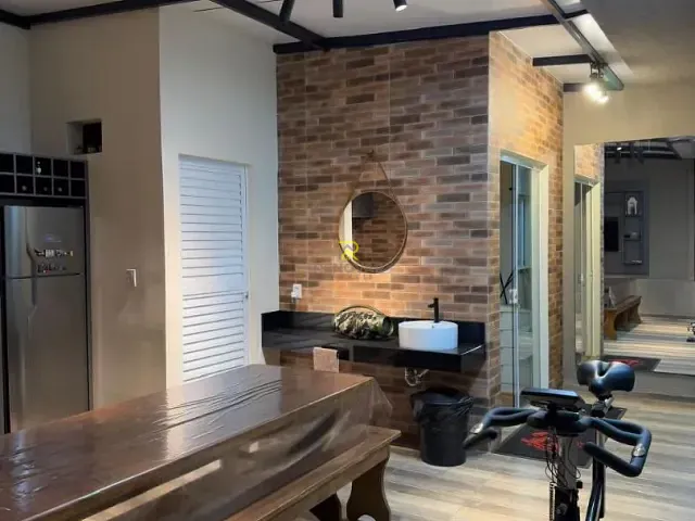 Casa com 157m² 2 quartos e 2 banheiros, à venda, no bairro Morro Alto em Guarapuava