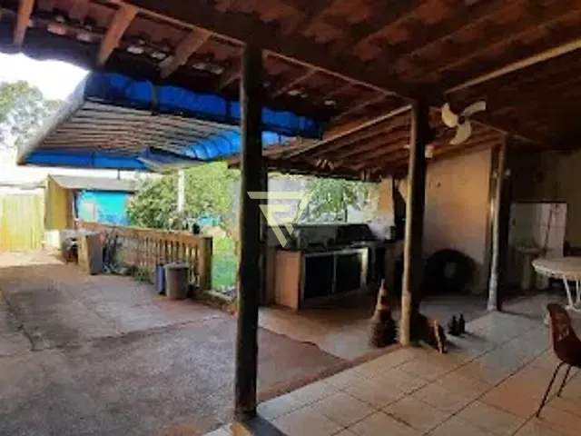 Casa com 250m² 2 quartos e 2 banheiros, à venda, no bairro Parque das Figueiras em Ribeirão Preto