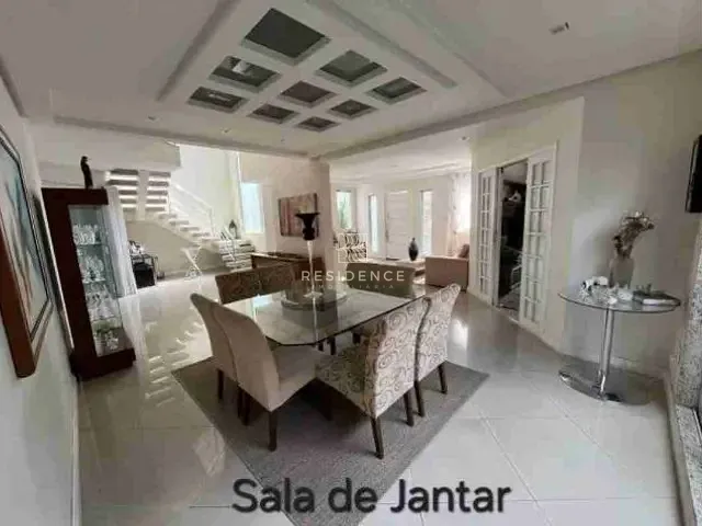 Casa com 532m² 5 quartos e 6 banheiros, à venda, no bairro Jardim Amália em Volta Redonda