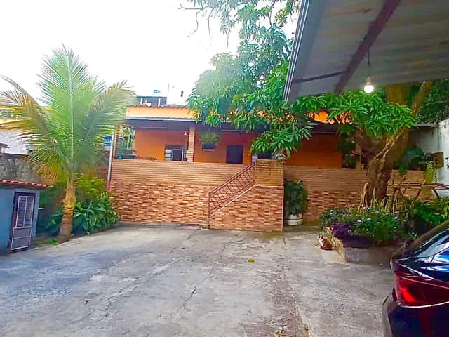 Casa 3 quartos e 2 banheiros, à venda, no bairro Ribeiro de Abreu em Belo Horizonte