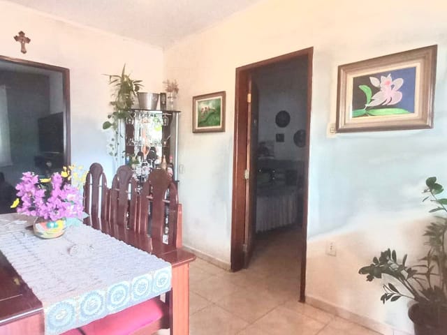 Casa 3 quartos e 2 banheiros, à venda, no bairro Ribeiro de Abreu em Belo Horizonte