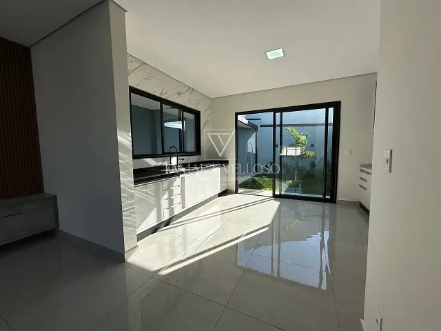 Casa com 217m² 3 quartos e 3 banheiros, à venda, no bairro Villa Di Cesar em Mogi das Cruzes