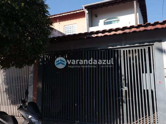 Casa à venda, no bairro Vila Jacuí em São Paulo