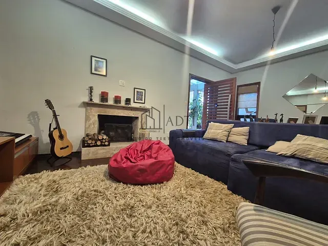 Casa 3 quartos e 5 banheiros, à venda, no bairro Vila Nova Socorro em Mogi das Cruzes