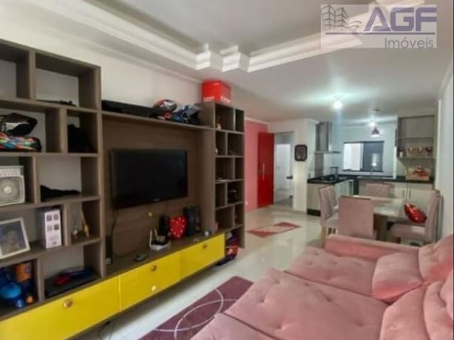 Casa à venda, no bairro Serraria em Diadema