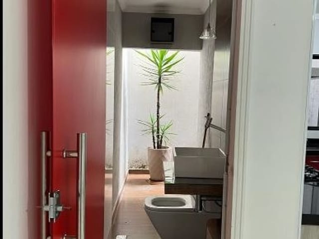 Casa à venda, no bairro Serraria em Diadema