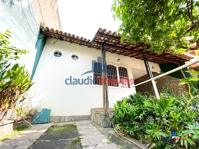 Casa 3 quartos e 1 banheiro, à venda, no bairro Vila Santa Cecília em Volta Redonda