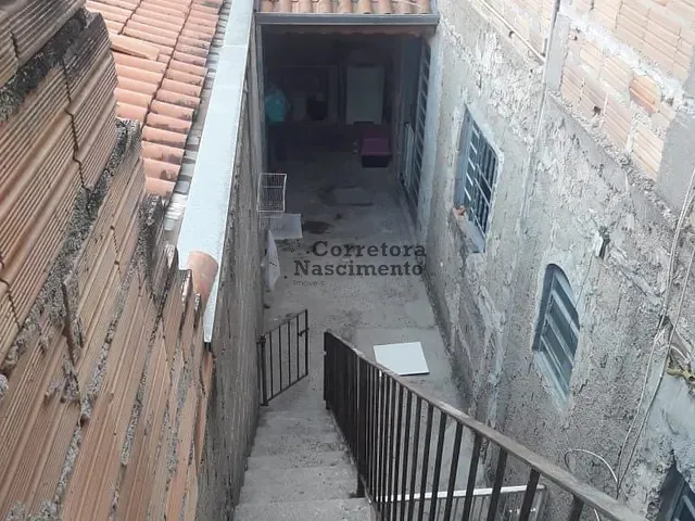 Casa com 200m² 4 quartos e 1 banheiro, à venda, no bairro Parque dos Príncipes em Jacareí