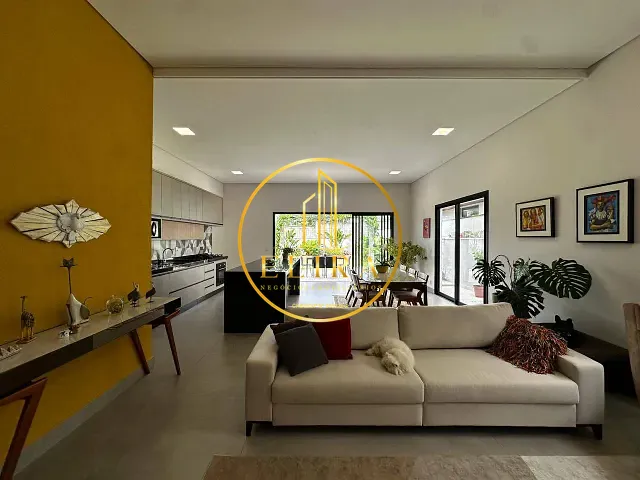 Casa com 490m² 3 quartos e 3 banheiros, à venda, no bairro Parque Fortaleza em Nova Odessa