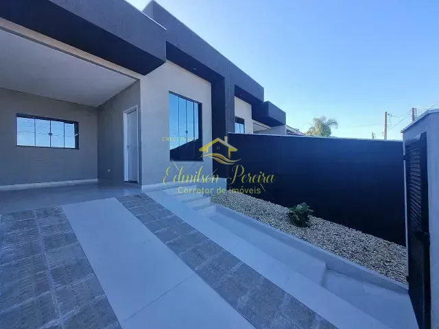 Casa com 180m² 3 quartos e 2 banheiros, à venda, no bairro Colúmbia em Londrina