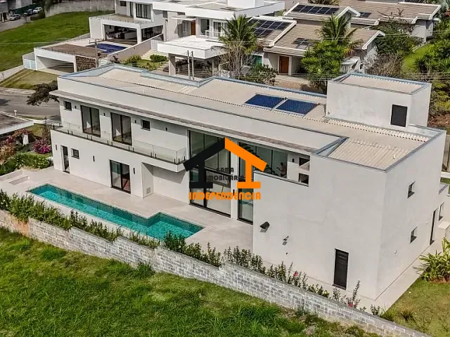 Casa com 982m² 4 quartos e 4 banheiros, à venda ou para alugar, no bairro Bairro Itapema em Itatiba
