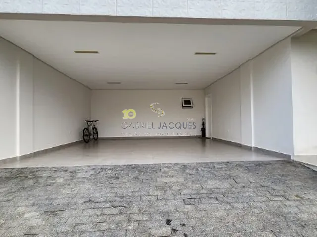 Casa com 360m² 3 quartos e 4 banheiros, à venda, no bairro Pedra Branca em Palhoça