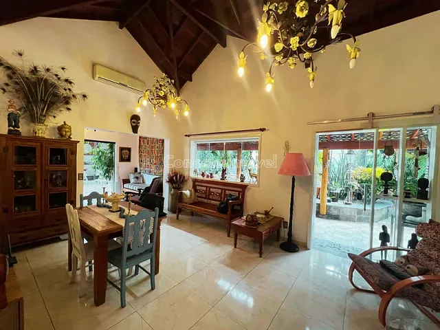 Casa com 500m² 3 quartos e 2 banheiros, à venda, no bairro Jardim das Tulipas em Holambra