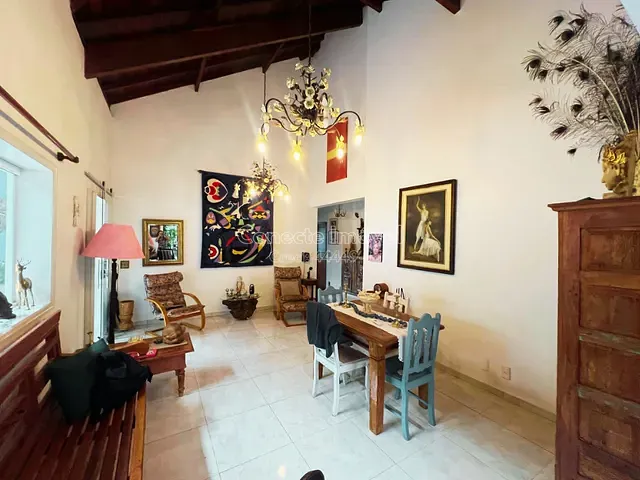 Casa com 500m² 3 quartos e 2 banheiros, à venda, no bairro Jardim das Tulipas em Holambra