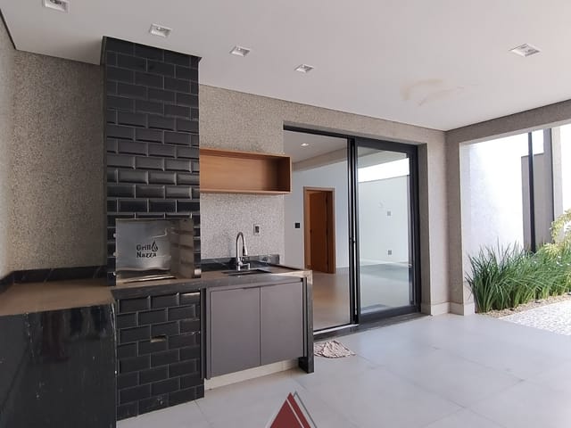Casa com 200m² 2 quartos e 2 banheiros, à venda, no bairro Residêncial Piamalim em Franca