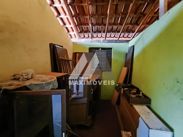 Casa com 216m² 3 quartos e 1 banheiro, à venda, no bairro Bela Vista em Araçuaí
