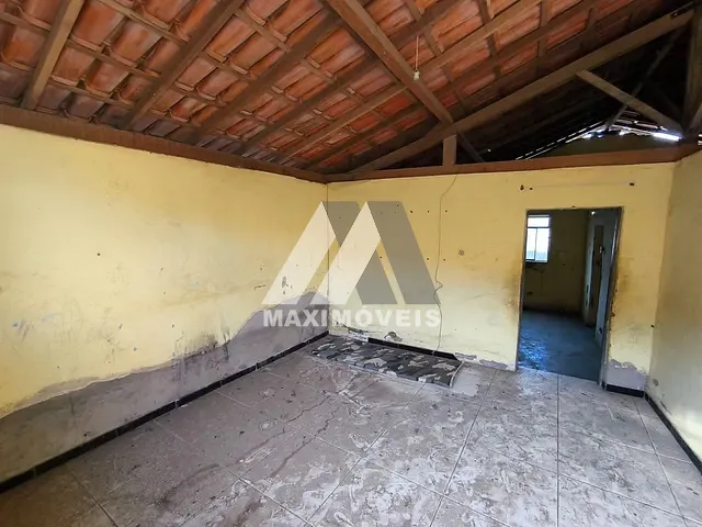 Casa com 216m² 3 quartos e 1 banheiro, à venda, no bairro Bela Vista em Araçuaí