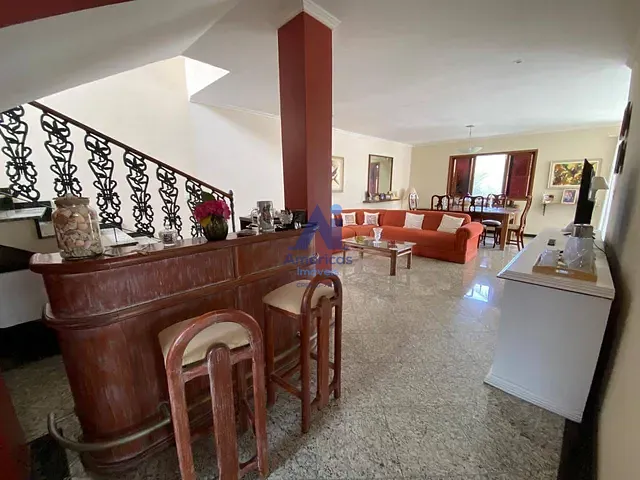 Casa 4 quartos e 5 banheiros, à venda, no bairro Vargem Grande em Rio de Janeiro