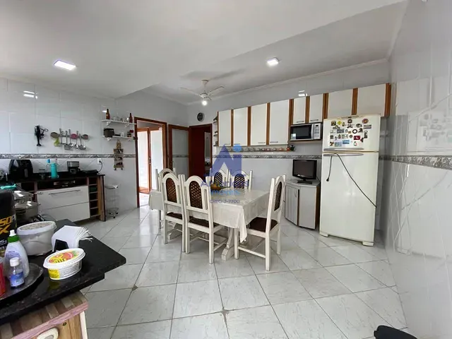 Casa 4 quartos e 5 banheiros, à venda, no bairro Vargem Grande em Rio de Janeiro