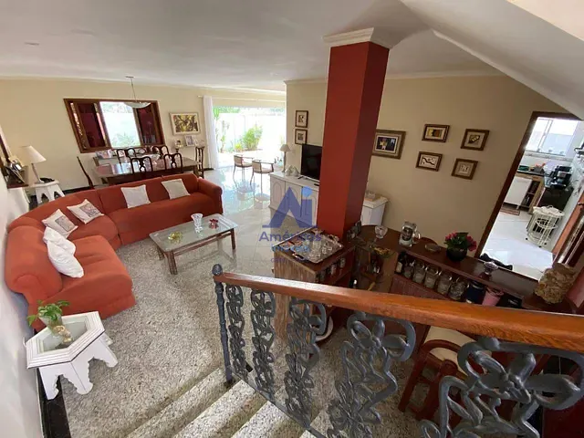 Casa 4 quartos e 5 banheiros, à venda, no bairro Vargem Grande em Rio de Janeiro