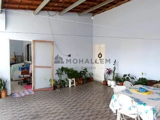 Casa com 220m² 4 quartos e 2 banheiros, à venda, no bairro Jardim Bernadete em Itajubá