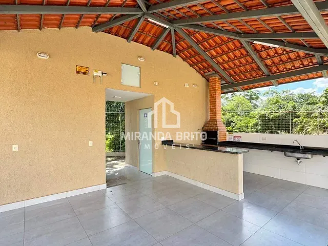 Casa 2 quartos e 3 banheiros, à venda, no bairro Independência - 1º Complemento Setor das Mansões em Aparecida de Goiânia