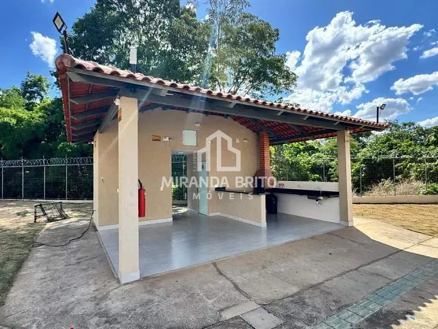 Casa 2 quartos e 3 banheiros, à venda, no bairro Independência - 1º Complemento Setor das Mansões em Aparecida de Goiânia