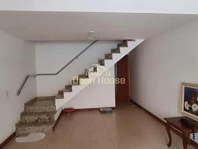 Casa 3 quartos e 3 banheiros, à venda, no bairro Aero Clube em Volta Redonda