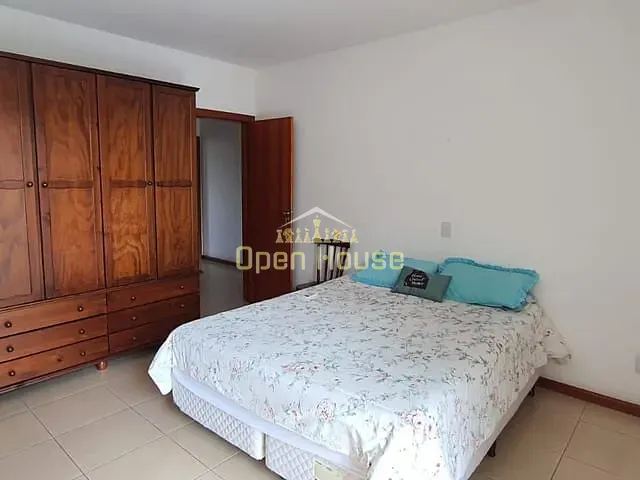 Casa 3 quartos e 3 banheiros, à venda, no bairro Aero Clube em Volta Redonda
