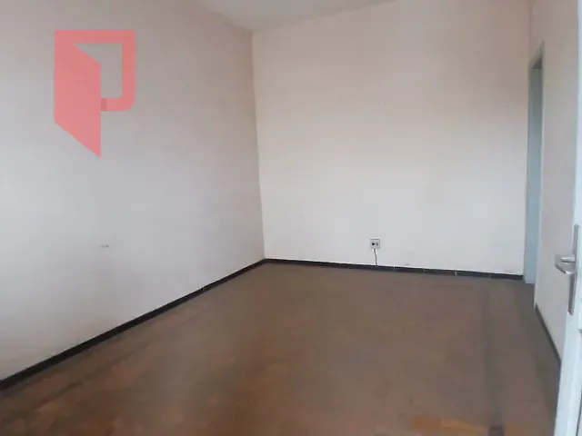 Casa 3 quartos e 1 banheiro, à venda, no bairro Caiçaras em Belo Horizonte
