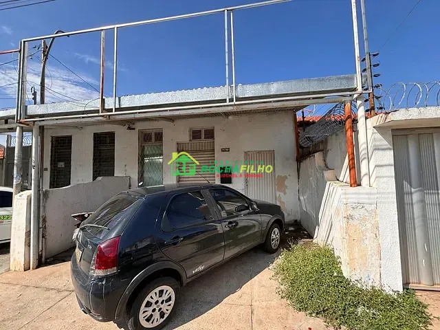 Casa com 70m², para alugar, no bairro Centro em Teresina