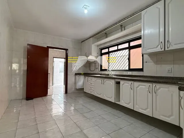 Casa 3 quartos e 5 banheiros, para alugar, no bairro Jardim Textil em São Paulo