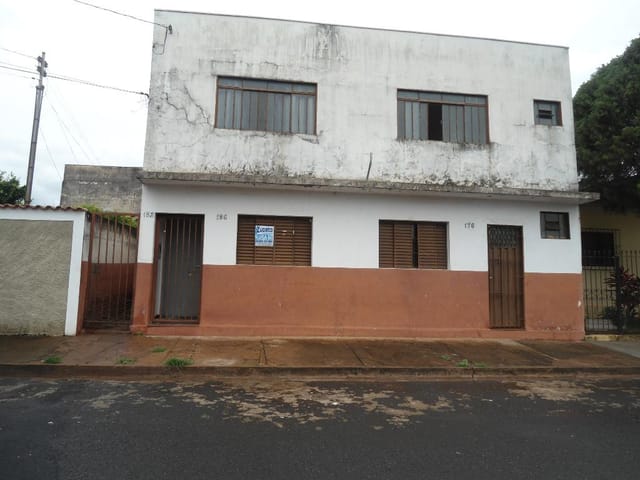 Foto do Casa - Casa para Locação 3 Quartos, 10M², Leblon, Uberaba - MG | ZUCATO IMOBILIARIA LTDA