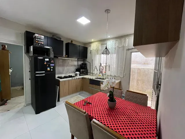 Casa com 125m² 2 quartos e 1 banheiro, à venda, no bairro Jardim Cambuci em Mogi das Cruzes