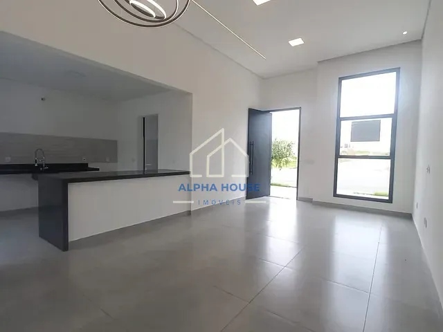 Casa com 175m² 3 quartos e 2 banheiros, à venda, no bairro Loteamento Industrial Água Preta em Pindamonhangaba
