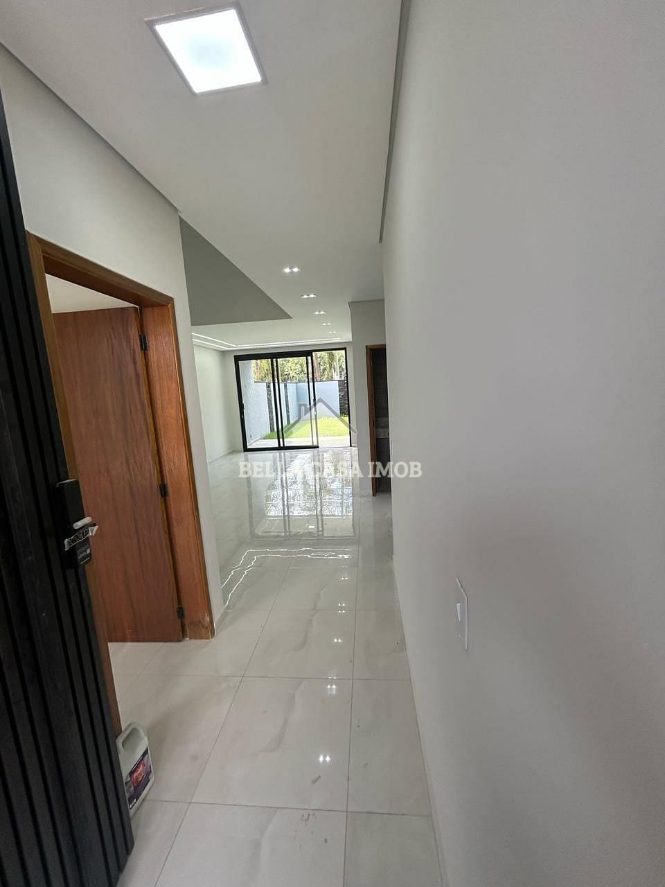 Casa à venda com 3 quartos, 219m² - Foto 16