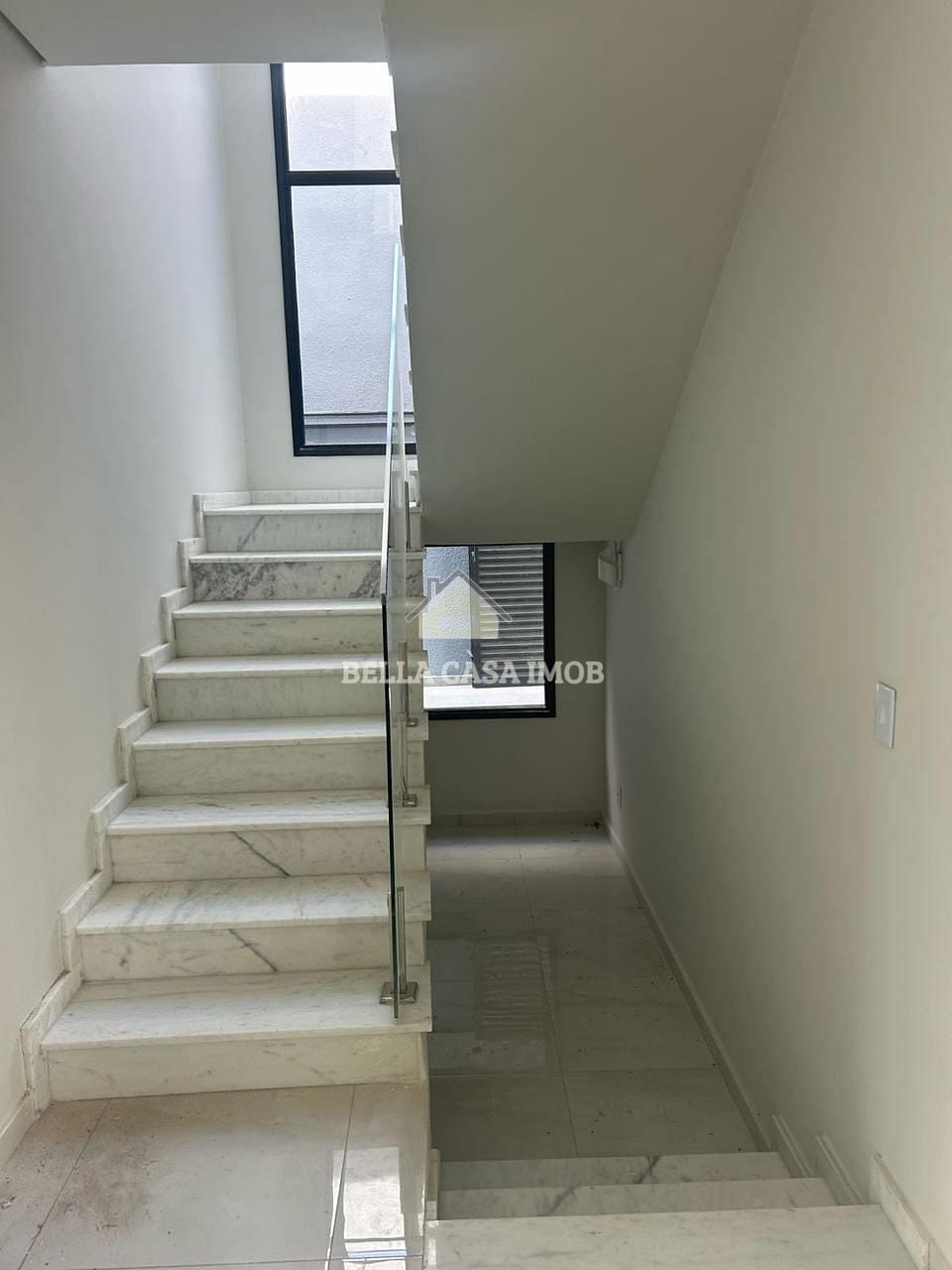 Casa à venda com 3 quartos, 219m² - Foto 24