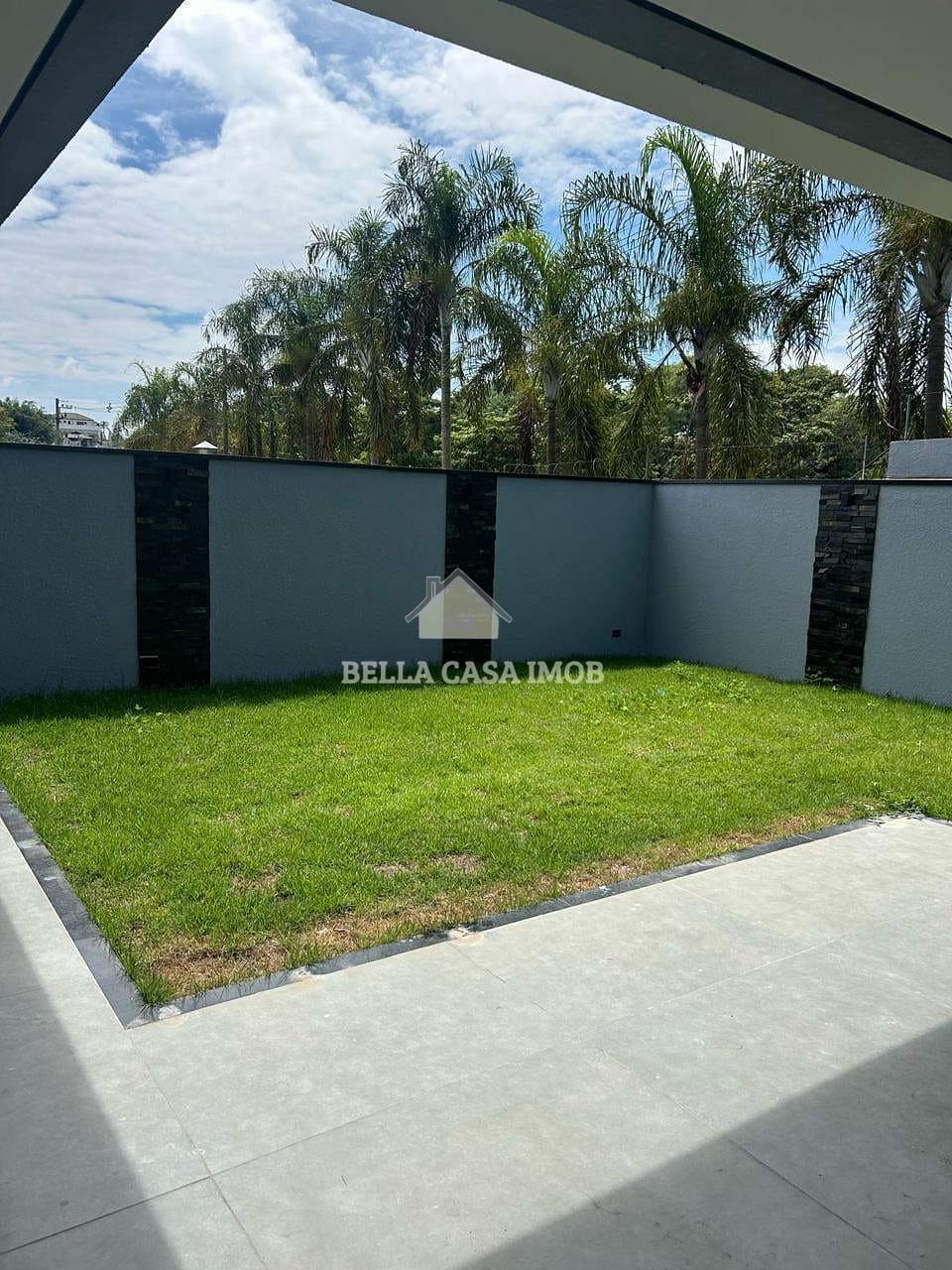 Casa à venda com 3 quartos, 219m² - Foto 3