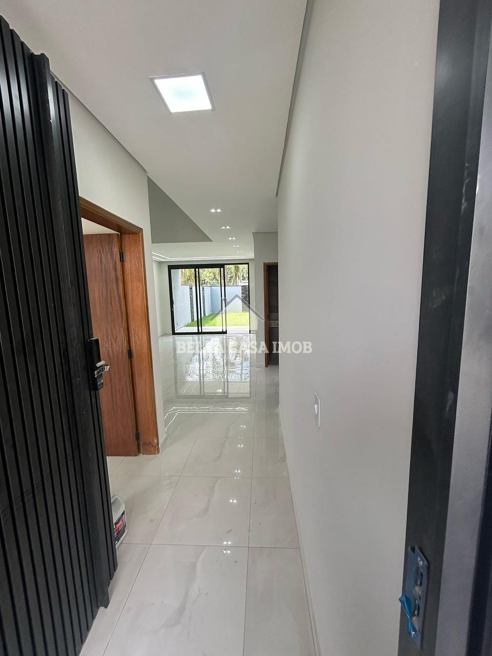 Casa à venda com 3 quartos, 219m² - Foto 15