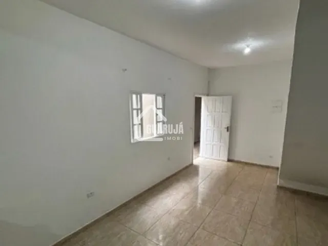 Casa 3 quartos e 2 banheiros, à venda, no bairro Jardim Monteiro da Cruz (Vicente de Carvalho) em Guarujá