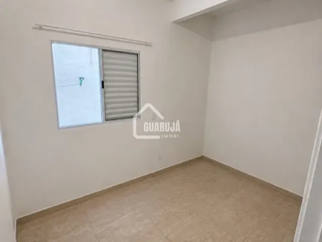 Casa 3 quartos e 2 banheiros, à venda, no bairro Jardim Monteiro da Cruz (Vicente de Carvalho) em Guarujá