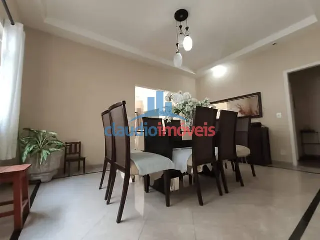 Casa com 360m² 3 quartos e 3 banheiros, à venda, no bairro Verbo Divino em Barra Mansa